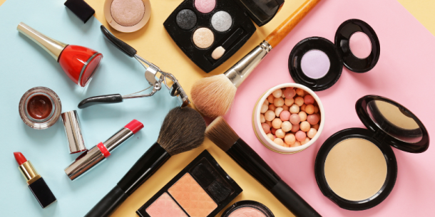 PFAS en cosméticos: Nuevas regulaciones e impacto en la industria